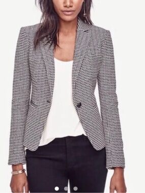 Houndstooth Blazer - Black and White